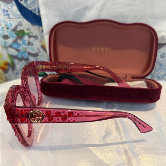 Gucci Red Crystal-Studded Sunglasses - Picture 4 of 5
